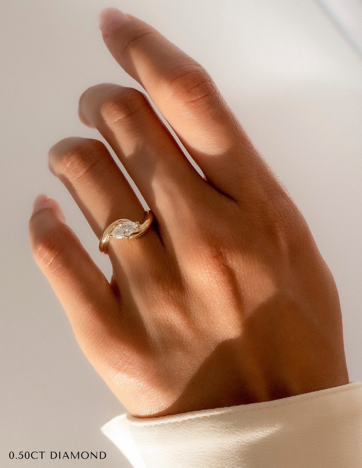 Solitaire-Oval Lab Grown Diamond Engagement Ring