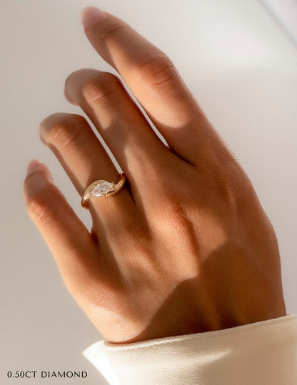 Solitaire-Oval Lab Grown Diamond Engagement Ring
