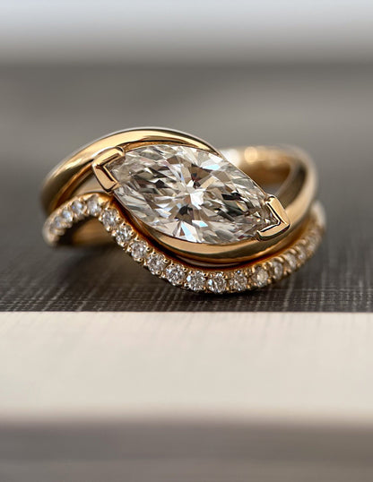 Solitaire Rapture & Pave Band- Oval Lab Grown Diamond Bridal Set