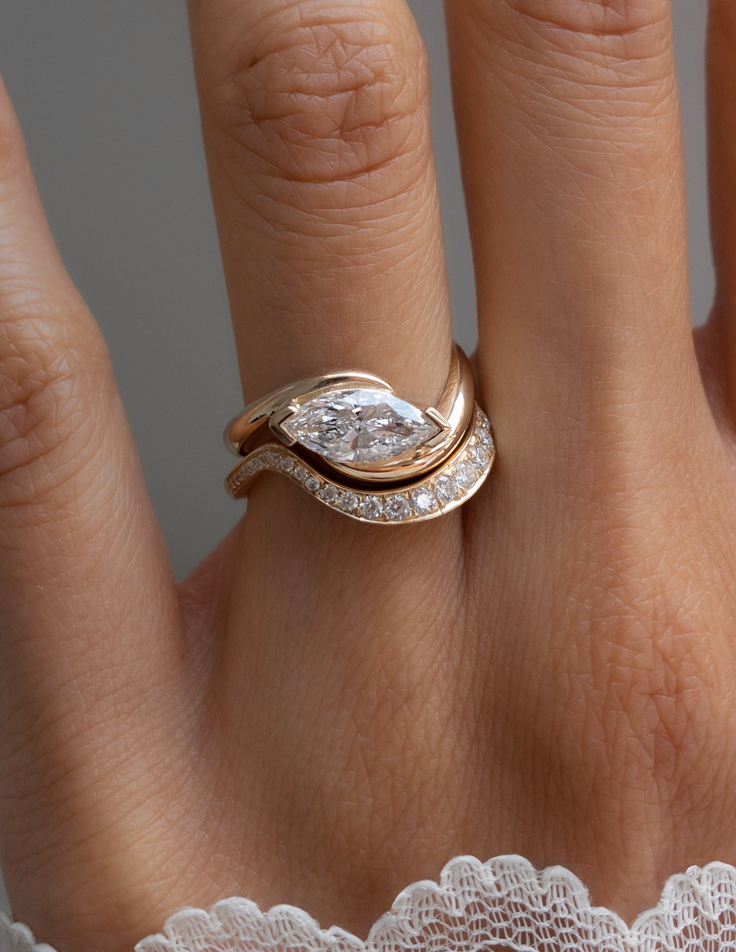 Solitaire Rapture & Pave Band- Oval Lab Grown Diamond Bridal Set