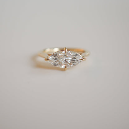 Solitaire-Oval Lab Grown Diamond Engagement Ring