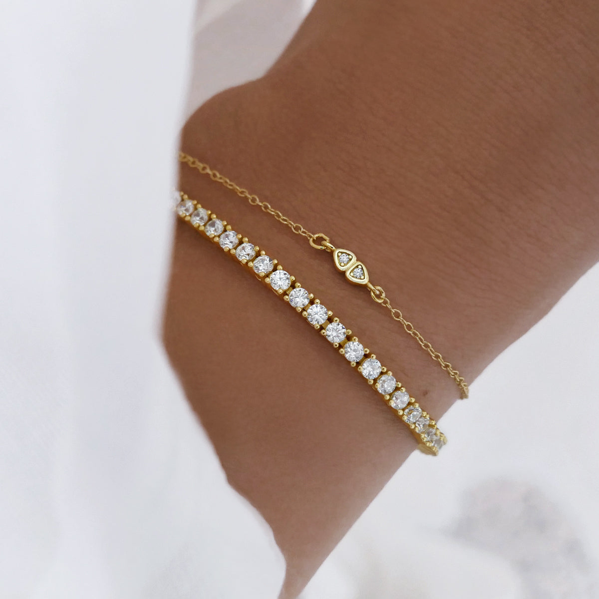 1 Carat Round Lab-Grown Diamond Tennis Bracelet in Elegant Yellow Gold