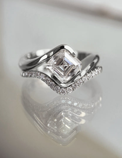 Solitaire Rapture & Pave Band- Oval Lab Grown Diamond Bridal Set