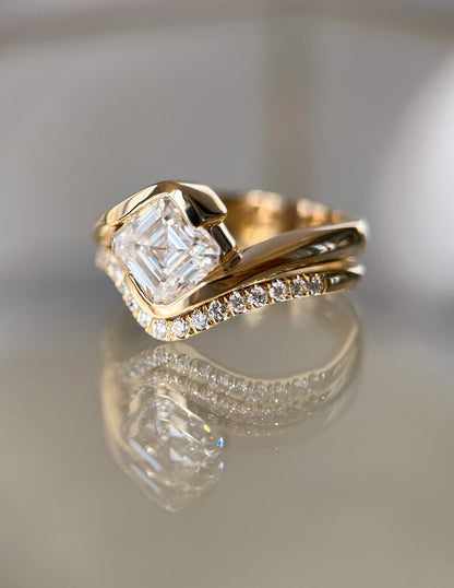 Solitaire Rapture & Pave Band- Oval Lab Grown Diamond Bridal Set