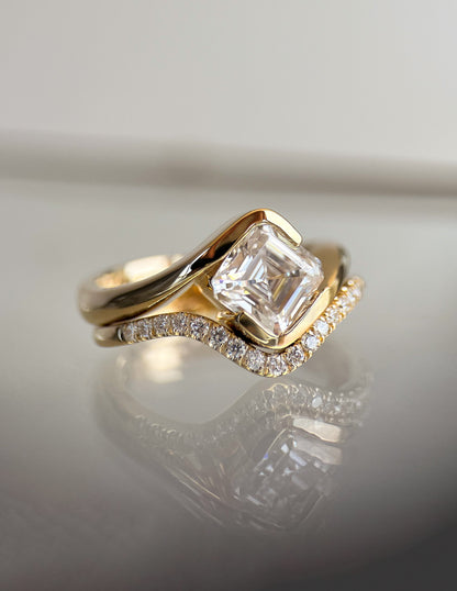 Solitaire Rapture & Pave Band- Oval Lab Grown Diamond Bridal Set