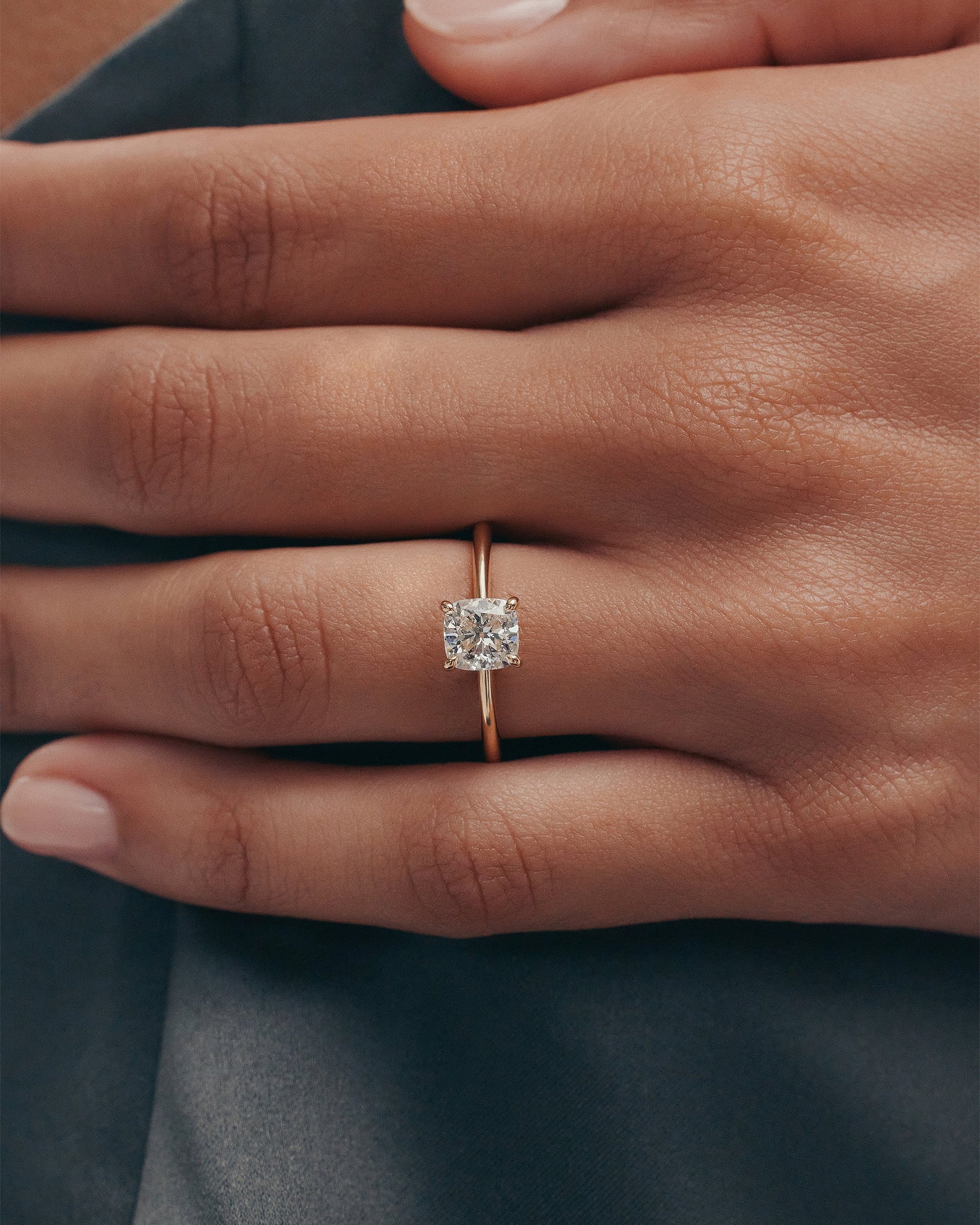 Solitaire-Oval Lab Grown Diamond Engagement Ring