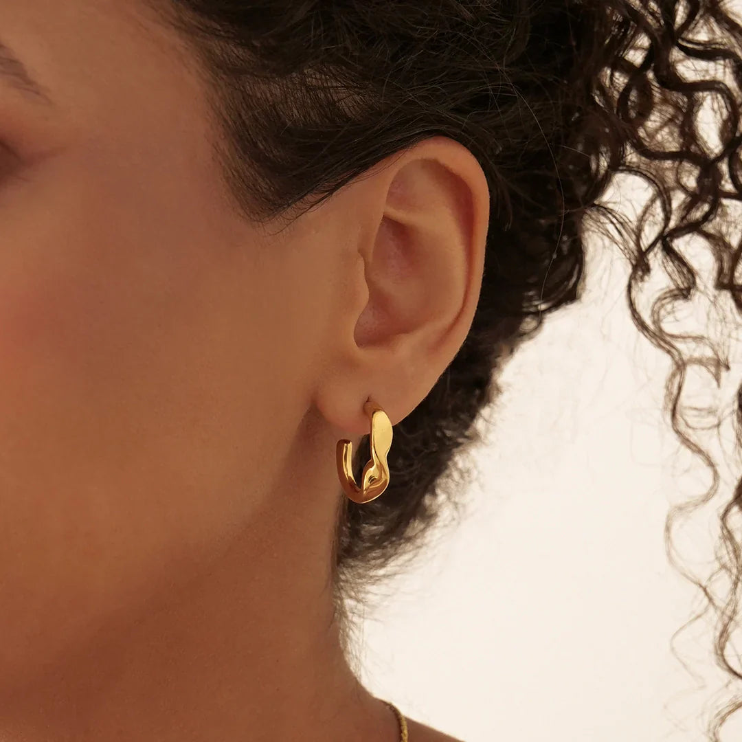Swirl Hoop Earrings 3