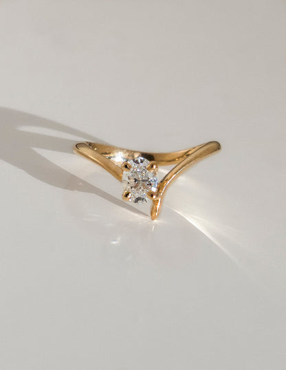 Solitaire-Oval Lab Grown Diamond Engagement Ring
