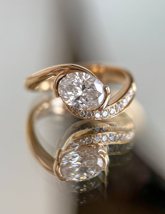Solitaire-Oval Lab Grown Diamond Engagement Ring