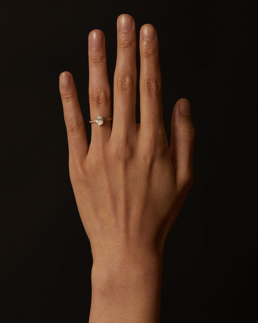 Solitaire-Oval Lab Grown Diamond Engagement Ring