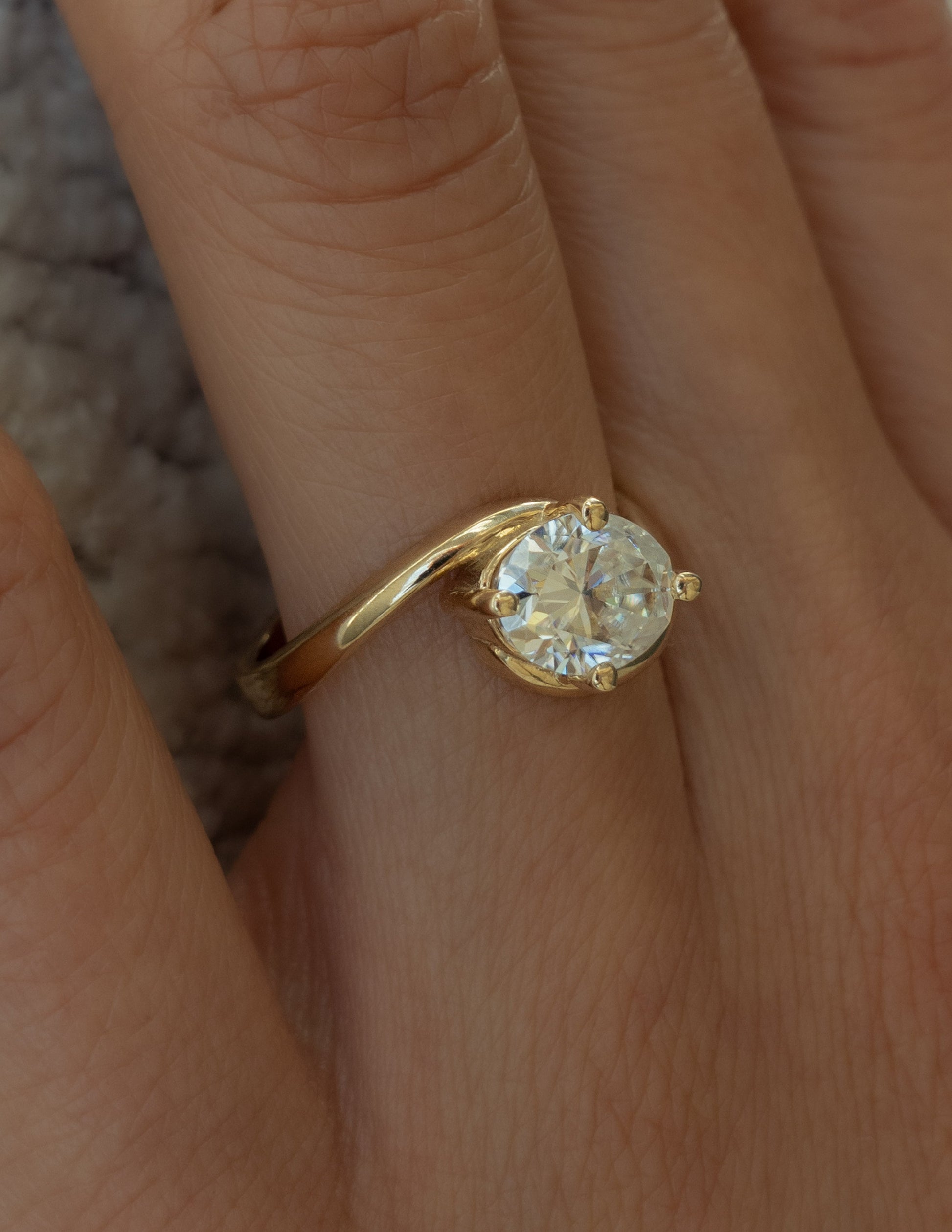 Solitaire-Oval Lab Grown Diamond Engagement Ring