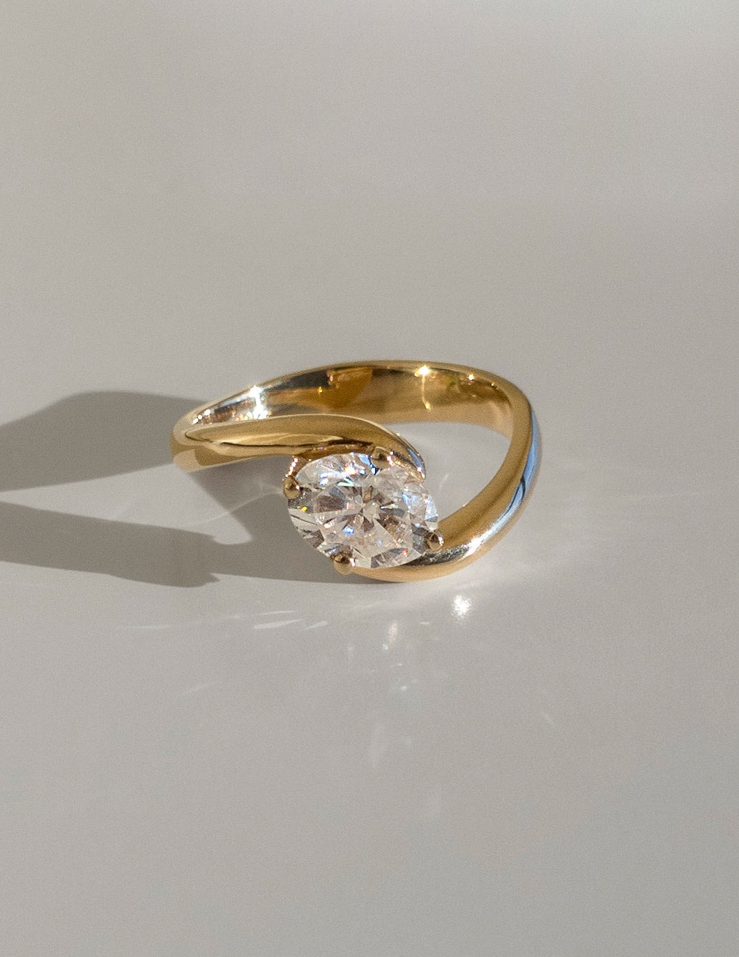 Solitaire-Oval Lab Grown Diamond Engagement Ring