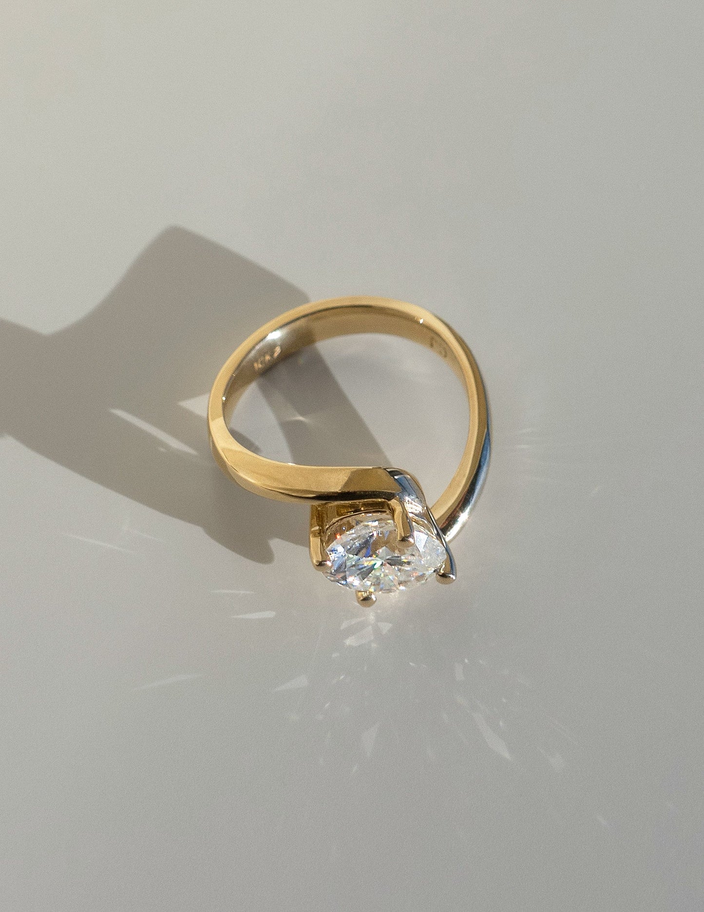 Solitaire-Oval Lab Grown Diamond Engagement Ring