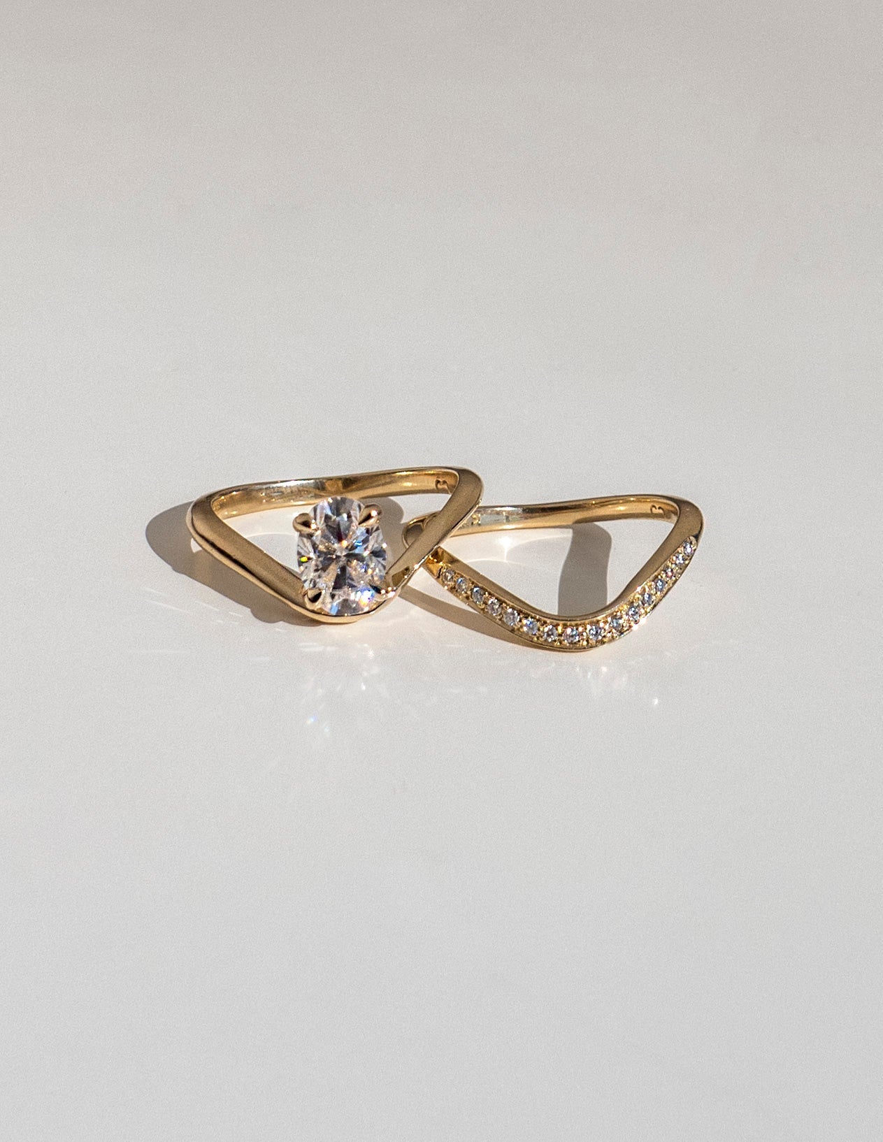 Solitaire Rapture & Pave Band- Oval Lab Grown Diamond Bridal Set