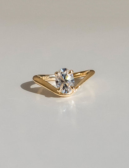 Solitaire-Oval Lab Grown Diamond Engagement Ring