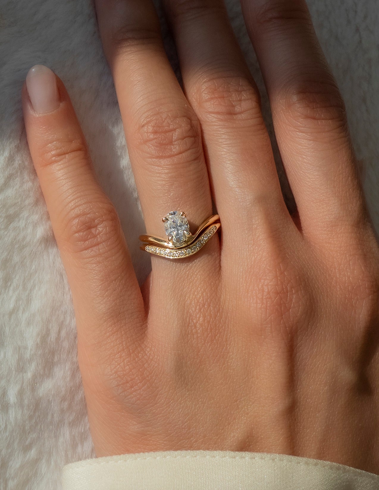 Solitaire Rapture & Pave Band- Oval Lab Grown Diamond Bridal Set