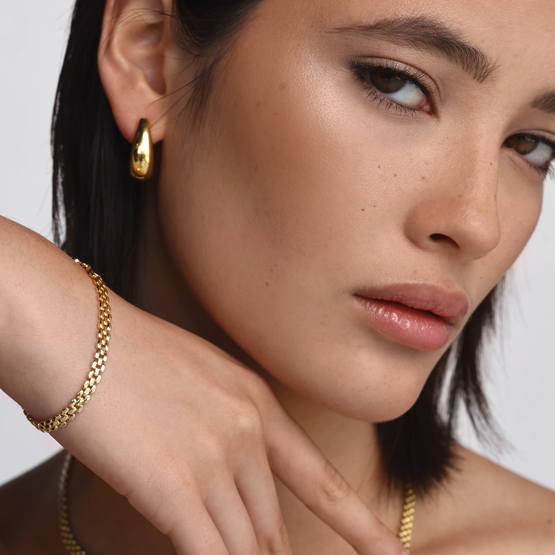 Timeless Gold Huggie Earrings 4
