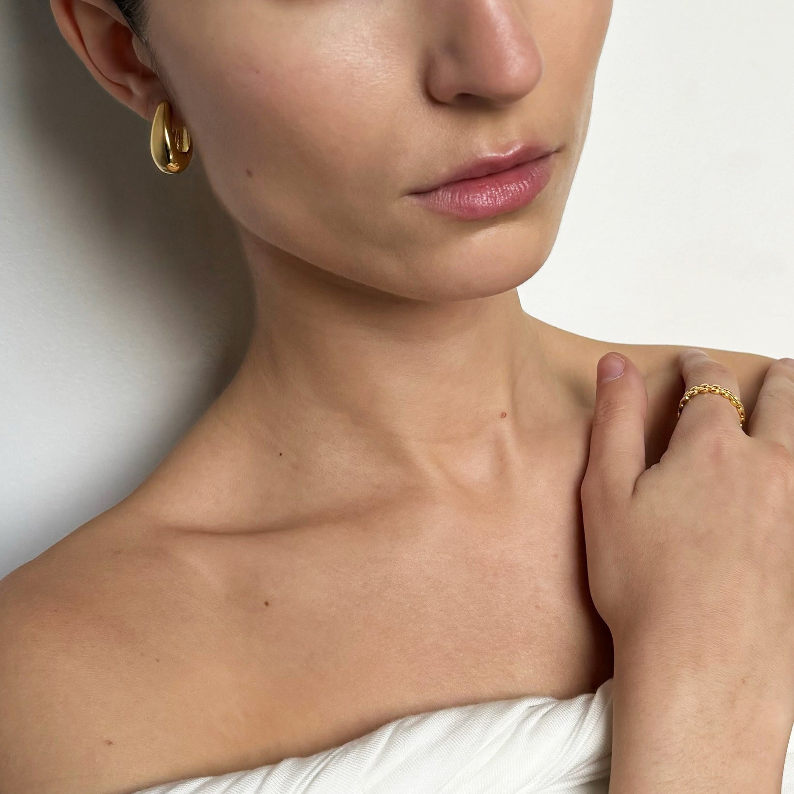 Timeless Gold Huggie Earrings 5