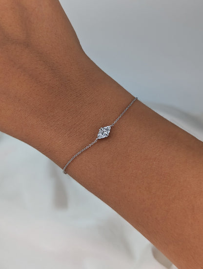 Toi Et Moi-0.3 CT Trillion Lab Grown Diamond Bracelets