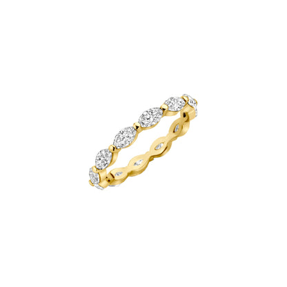 Packshot RING Marquise Eternity YG 2000x2000 crop center