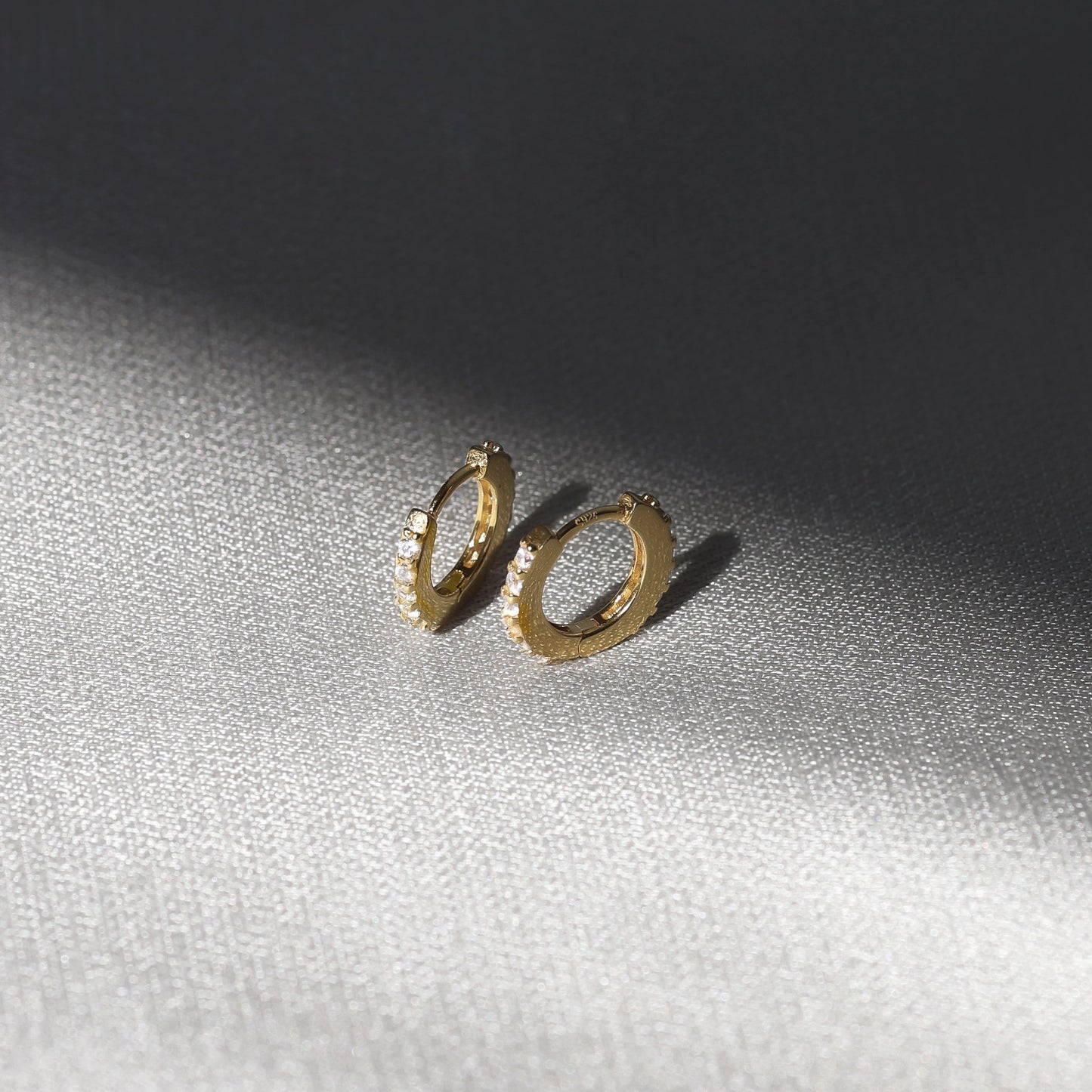 Gold Hoop Earrings with 0.2 TCW Round Lab-Grown Diamonds 11