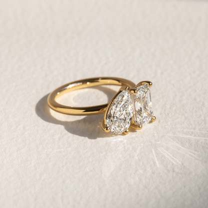 Solitaire-Oval Lab Grown Diamond Engagement Ring
