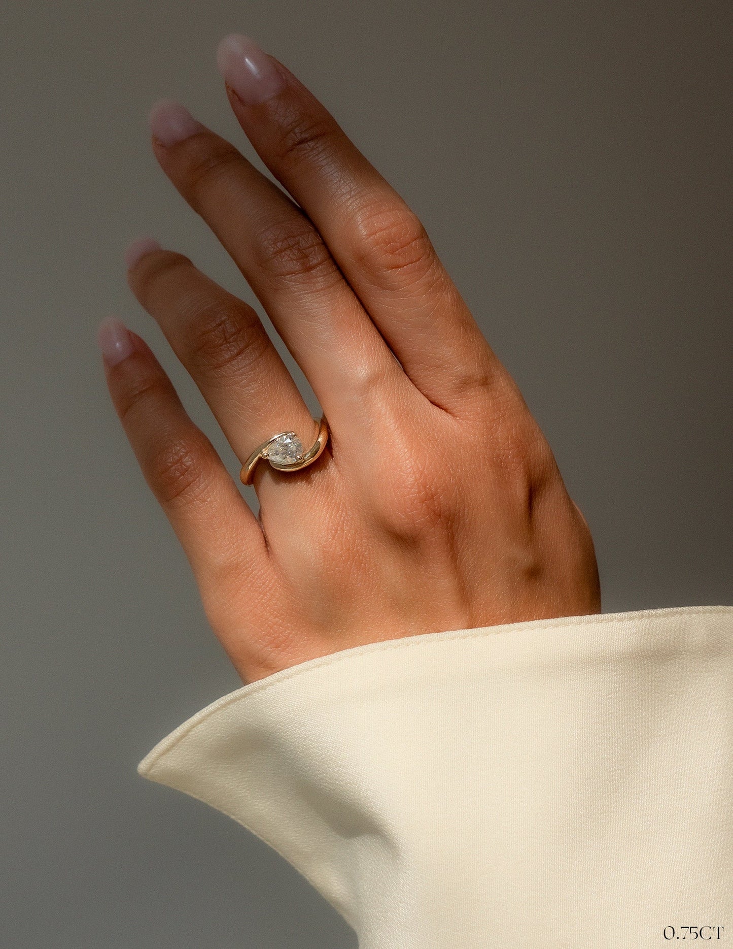 Solitaire-Oval Lab Grown Diamond Engagement Ring