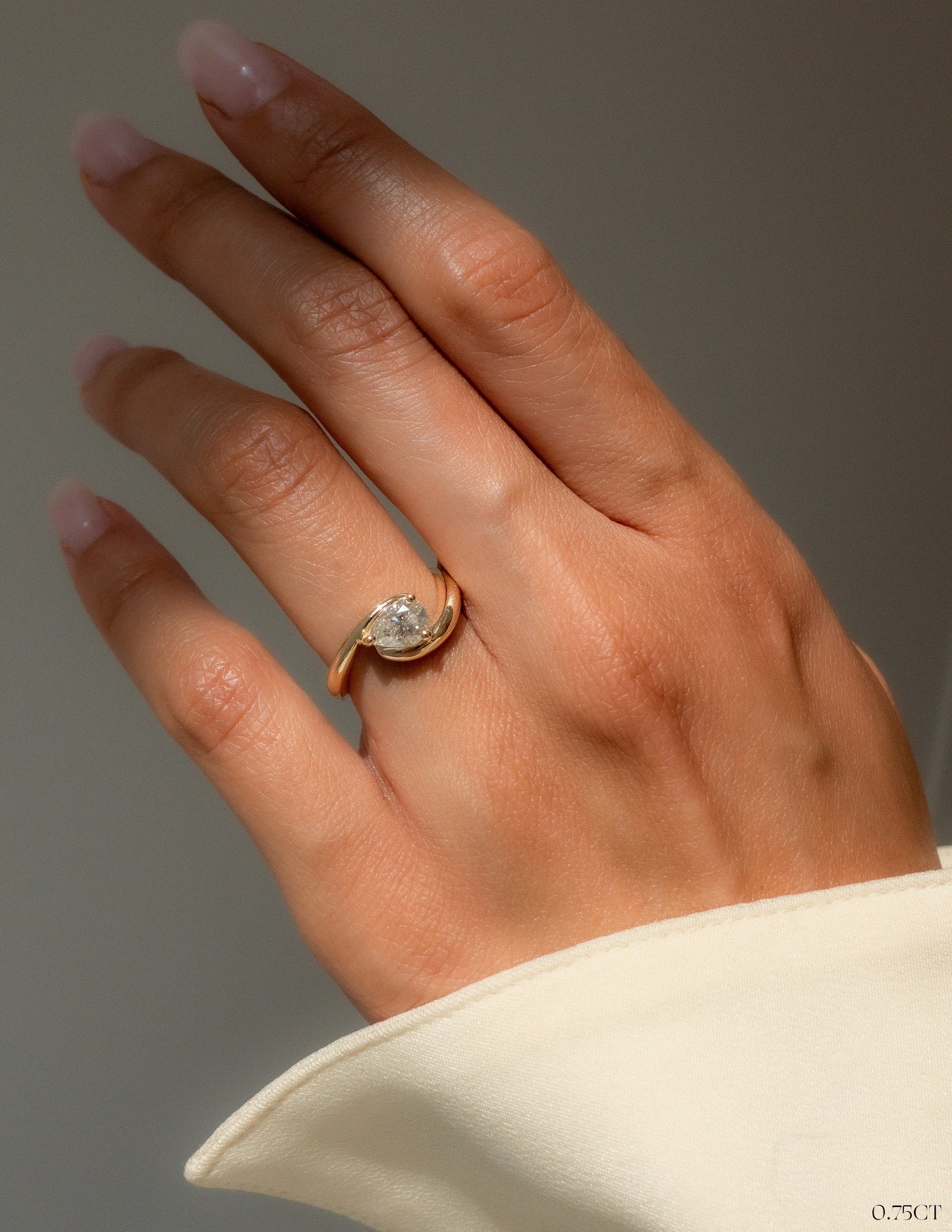 Solitaire-Oval Lab Grown Diamond Engagement Ring