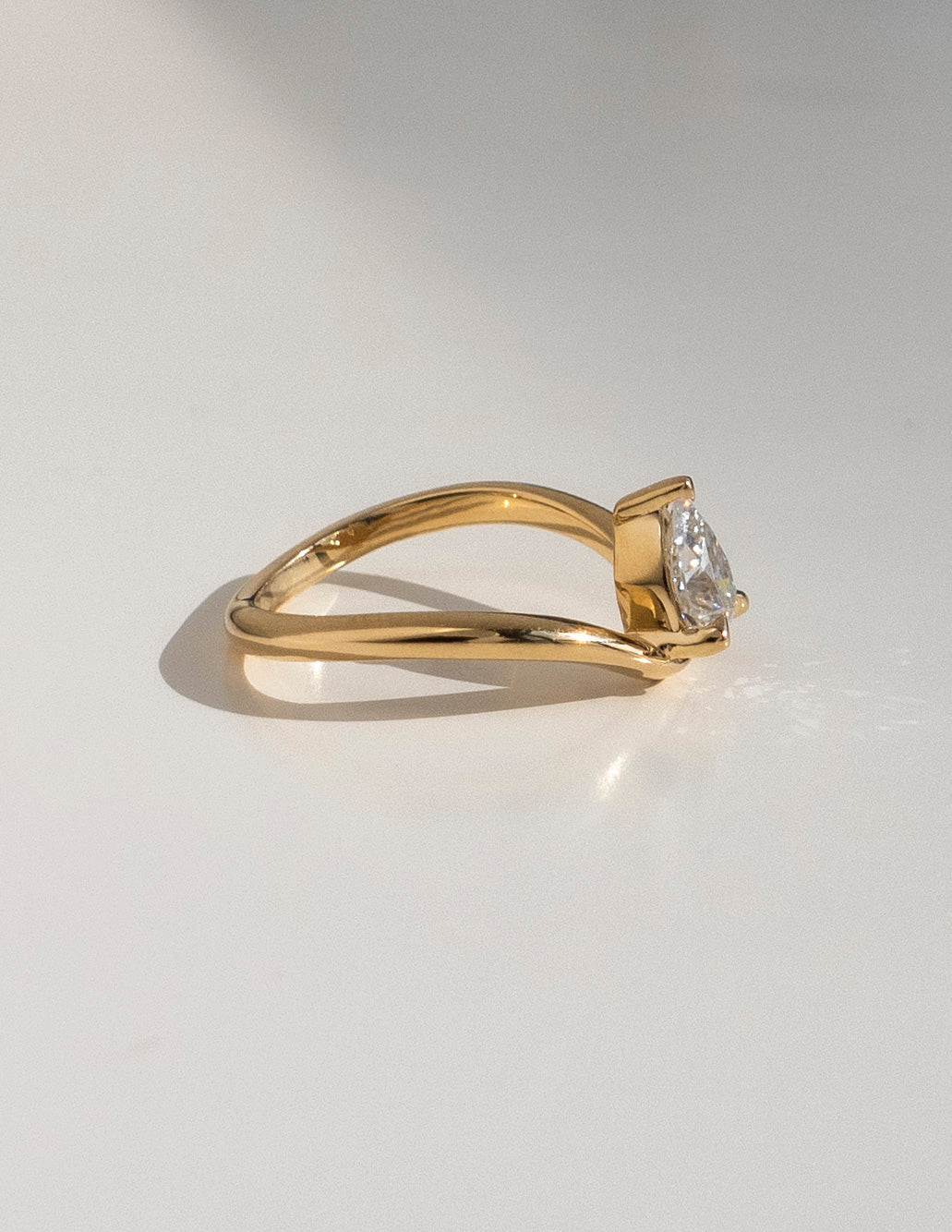 Solitaire-Oval Lab Grown Diamond Engagement Ring