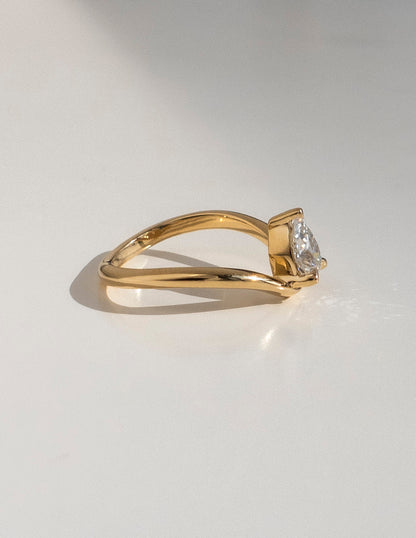 Solitaire-Oval Lab Grown Diamond Engagement Ring