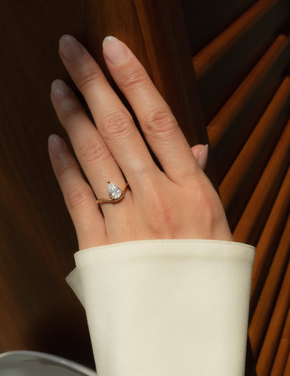 Solitaire-Oval Lab Grown Diamond Engagement Ring