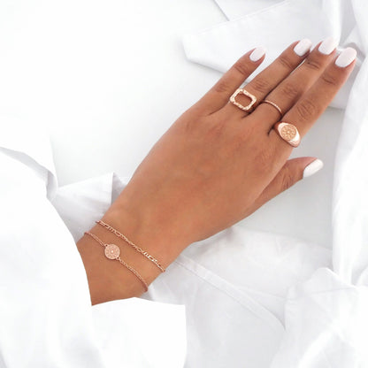 Radiant Rounds: Signet Ring 6