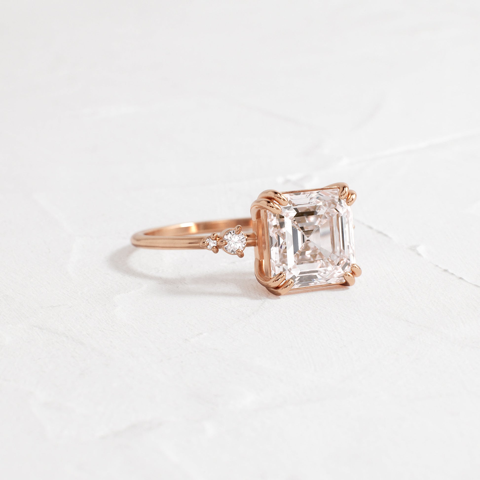 Solitaire-Oval Lab Grown Diamond Engagement Ring