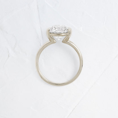 Solitaire-Oval Lab Grown Diamond Engagement Ring