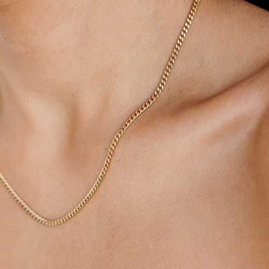 Simple Fine Curb Chain Necklace