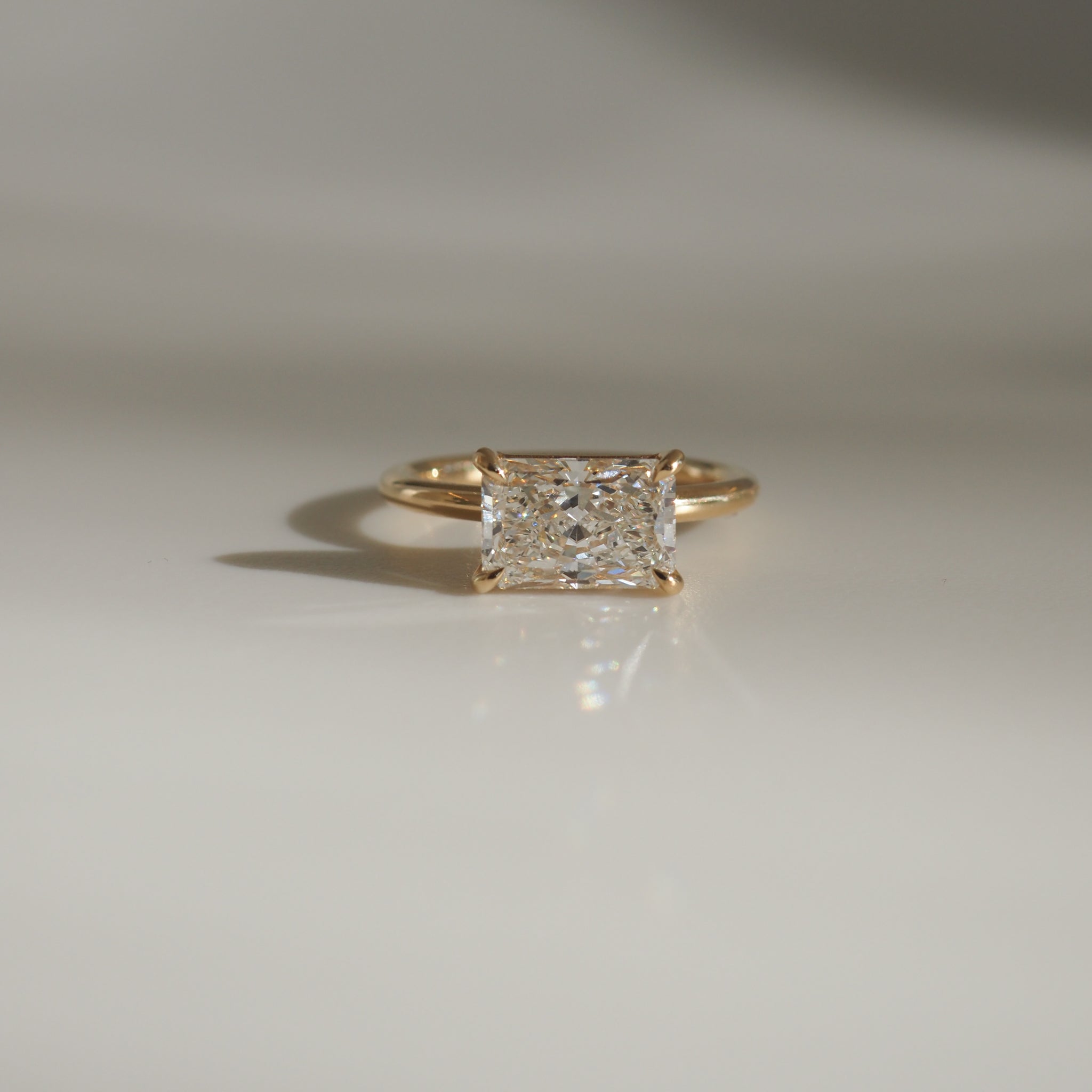 Radiant Elegance: 2.0 CT Lab-Grown Diamond Solitaire Engagement Ring