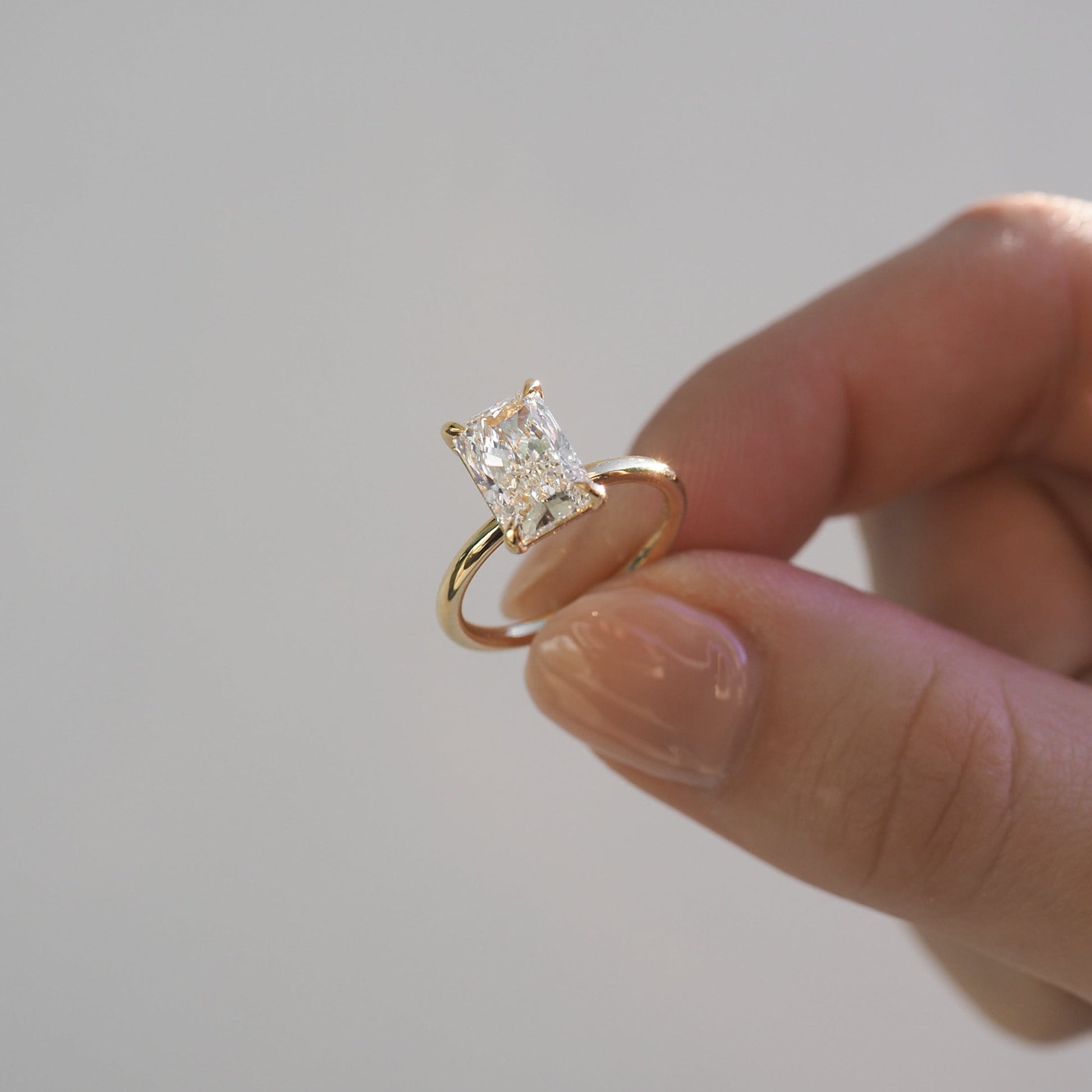 2.60 CT Radiant Cut Lab-Grown Diamond Solitaire Ring in Gold Setting 4