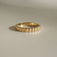 Load image into Gallery viewer, Classic Shaped Her Wedding Band 4
