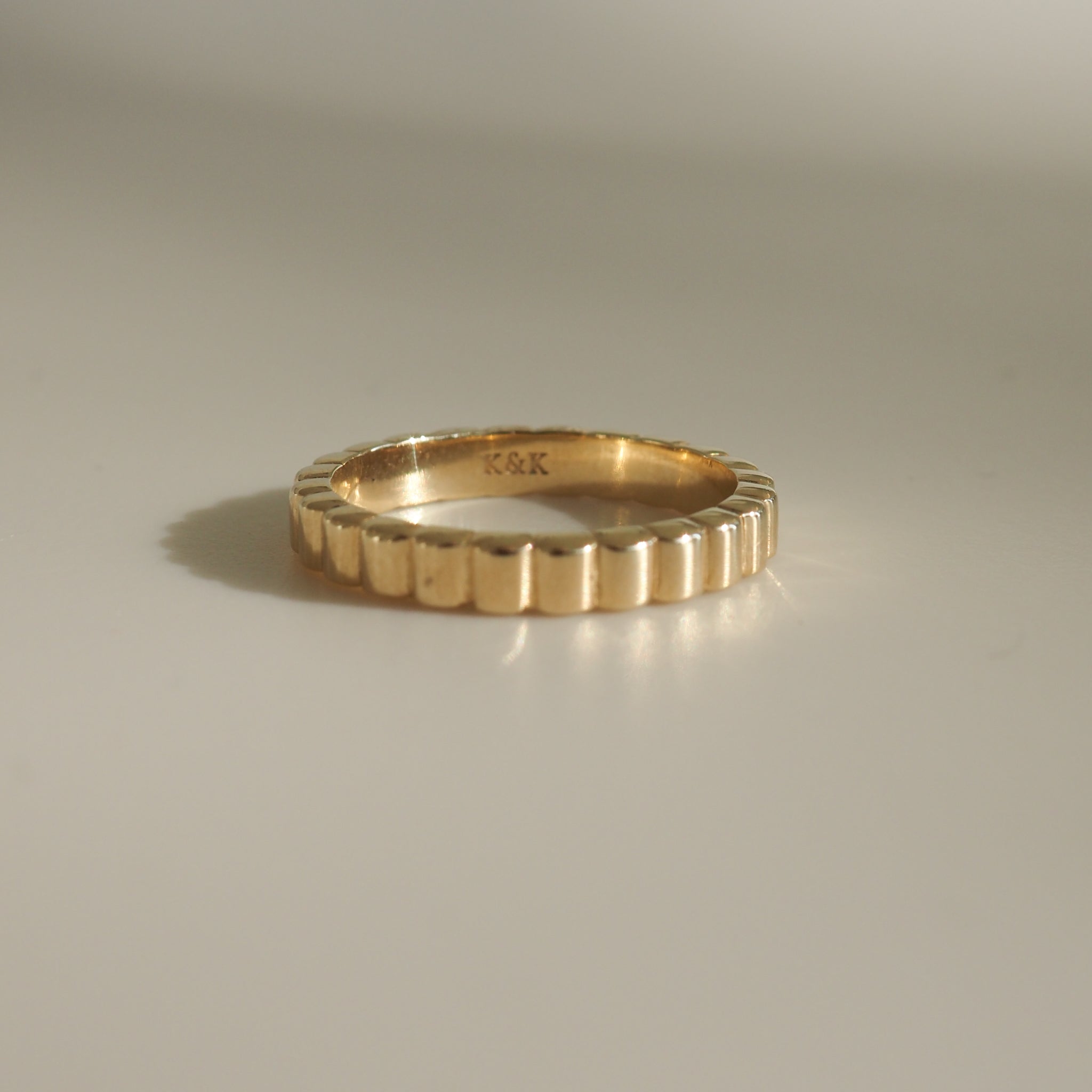 Timeless Ribbed Gold Wedding Band for Her 5