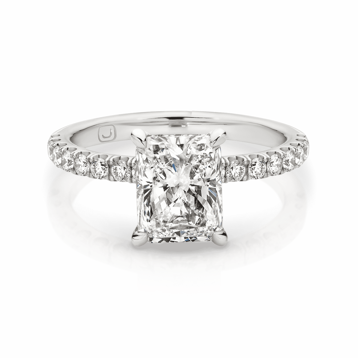 Solitaire-Oval Lab Grown Diamond Engagement Ring