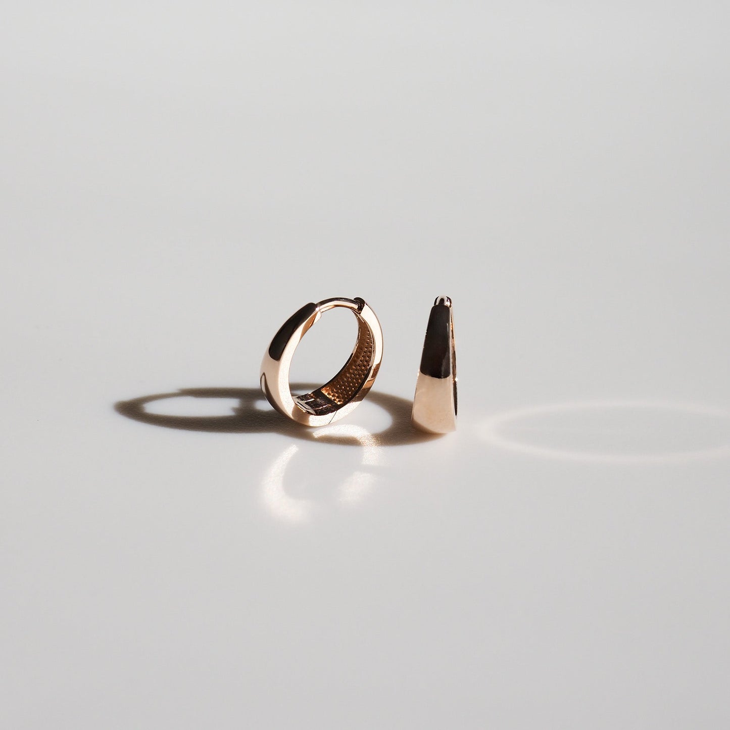 Tapered Huggies Earrings 4
