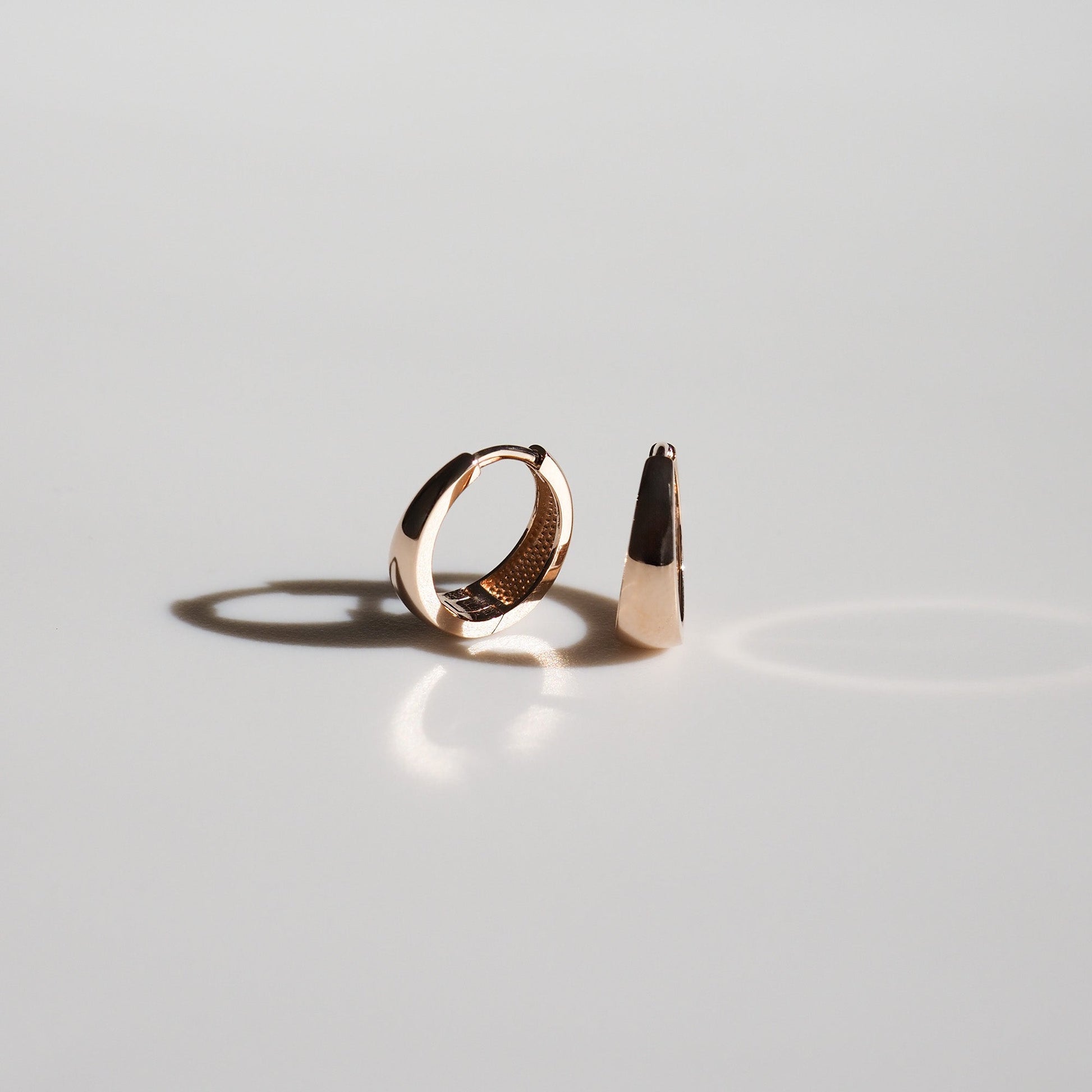 Tapered Huggies Earrings 4