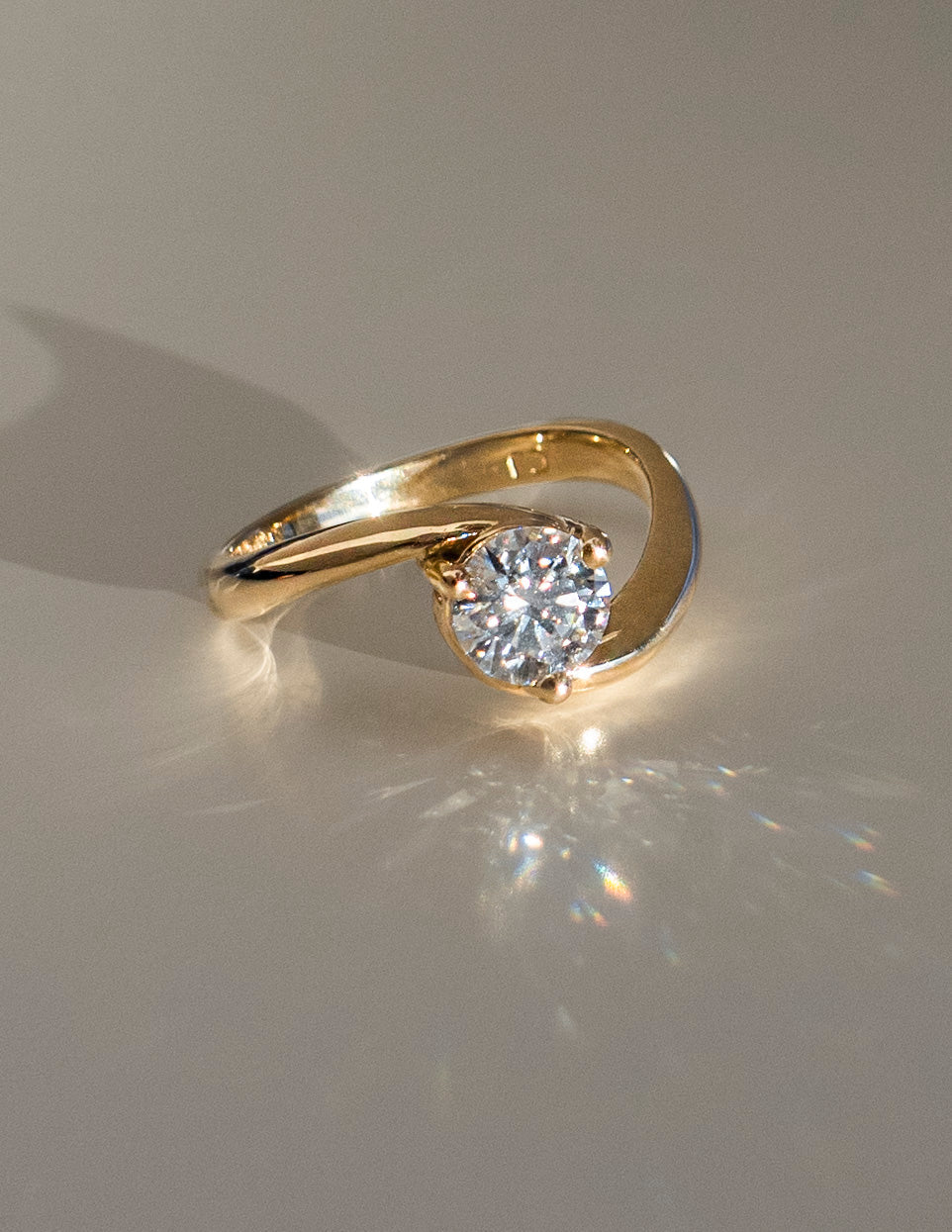 Solitaire-Oval Lab Grown Diamond Engagement Ring