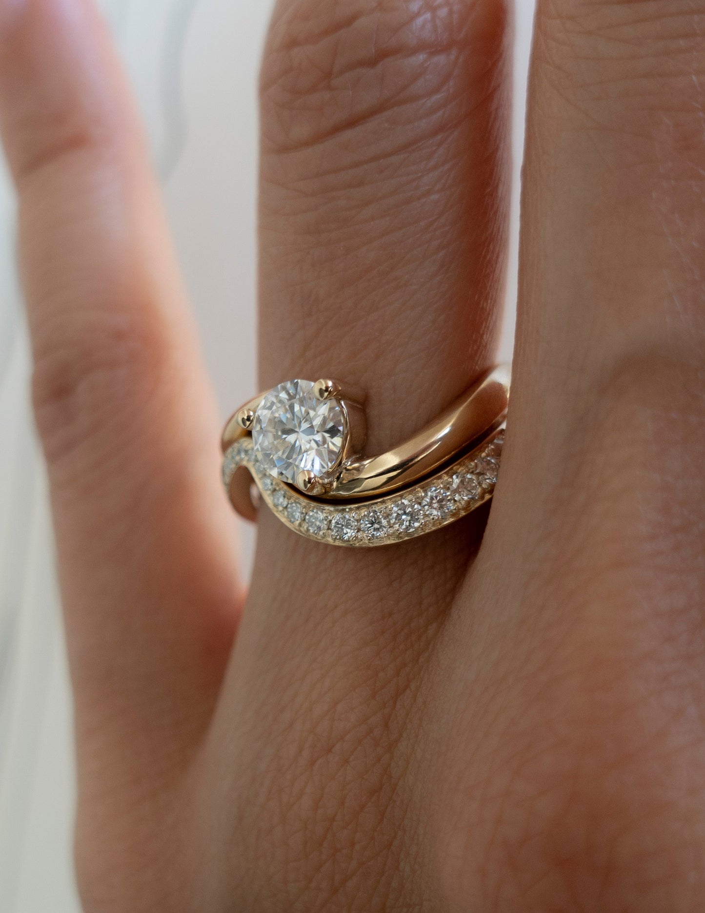 Solitaire Rapture & Pave Band- Oval Lab Grown Diamond Bridal Set