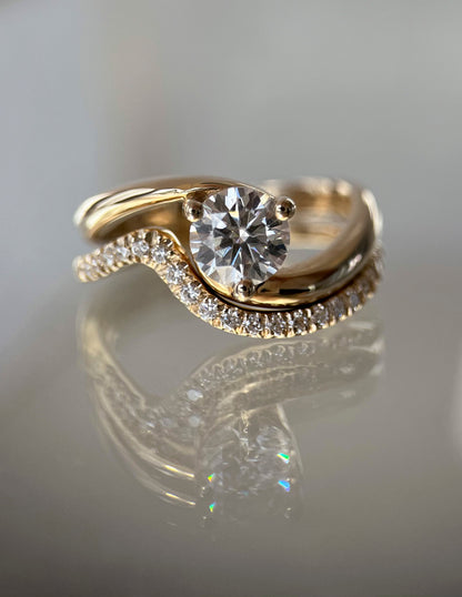 Solitaire Rapture & Pave Band- Oval Lab Grown Diamond Bridal Set