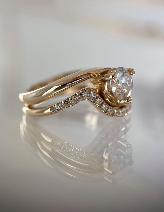 Solitaire Rapture & Pave Band- Oval Lab Grown Diamond Bridal Set