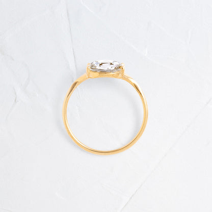 Solitaire-Oval Lab Grown Diamond Engagement Ring