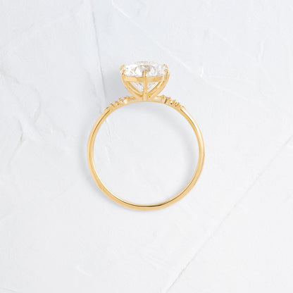 Solitaire-Oval Lab Grown Diamond Engagement Ring