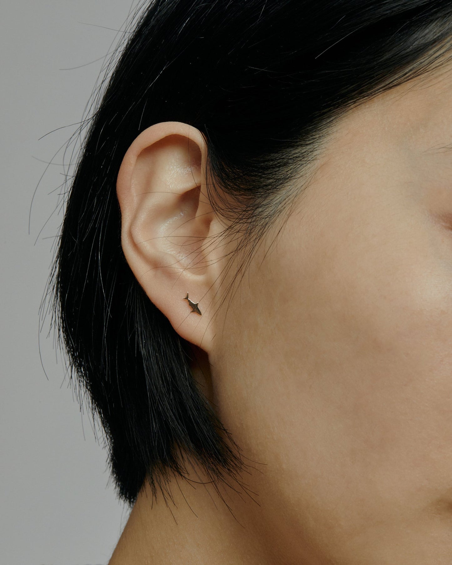 Shark Shaped Mini Stud Earring 4