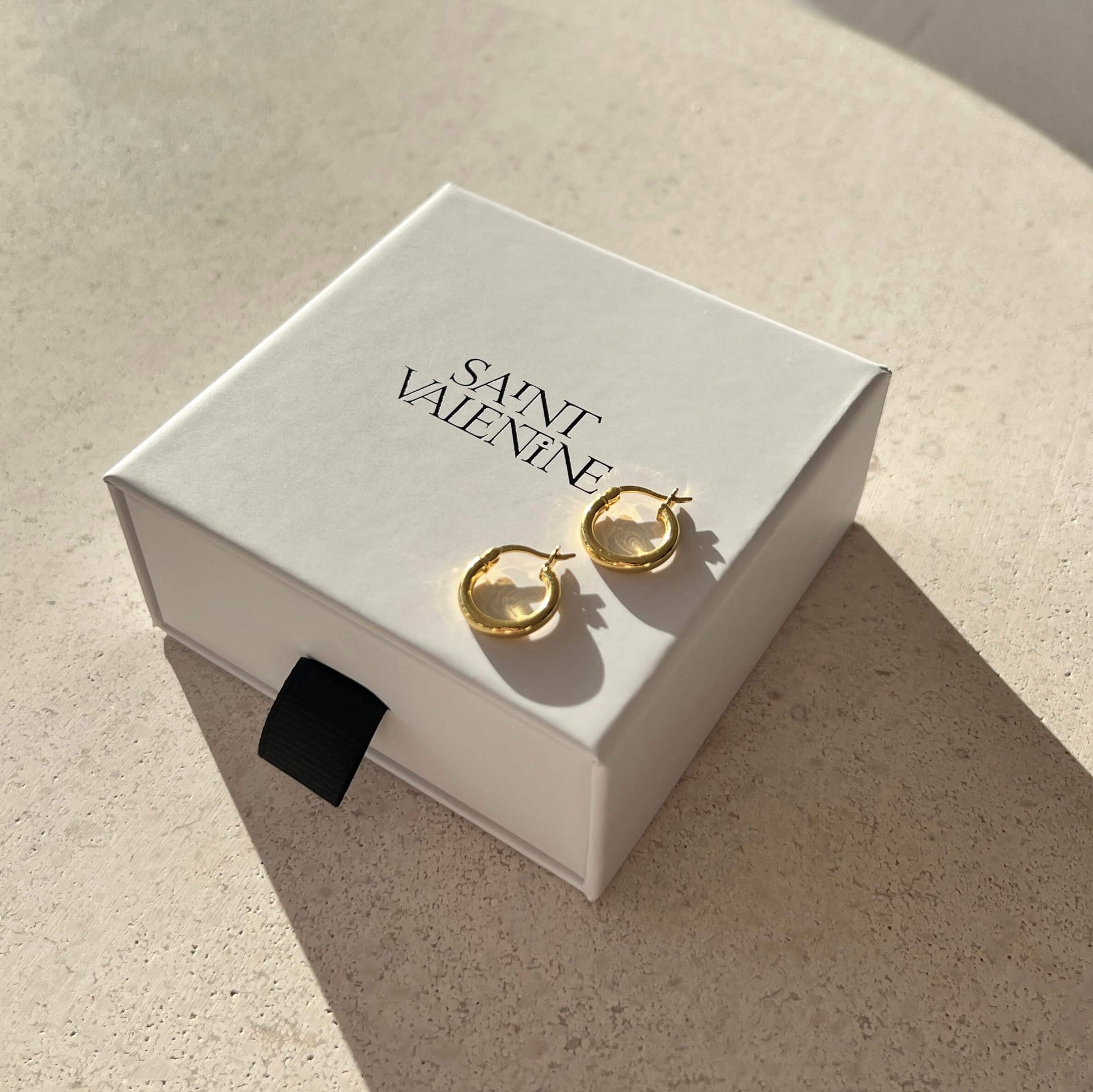 Timeless Gold Hoop Earrings 9